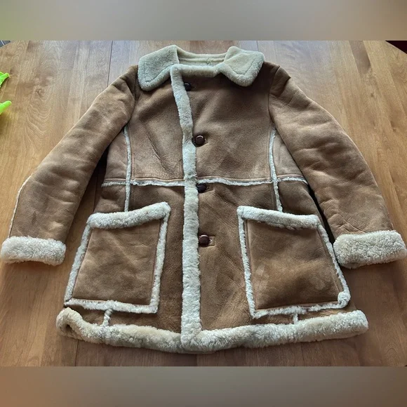 Men's Shearling Sheepskin Coat. Vintage Marlboro Man. Tan/Cream. Size XL - Picture 3 of 16